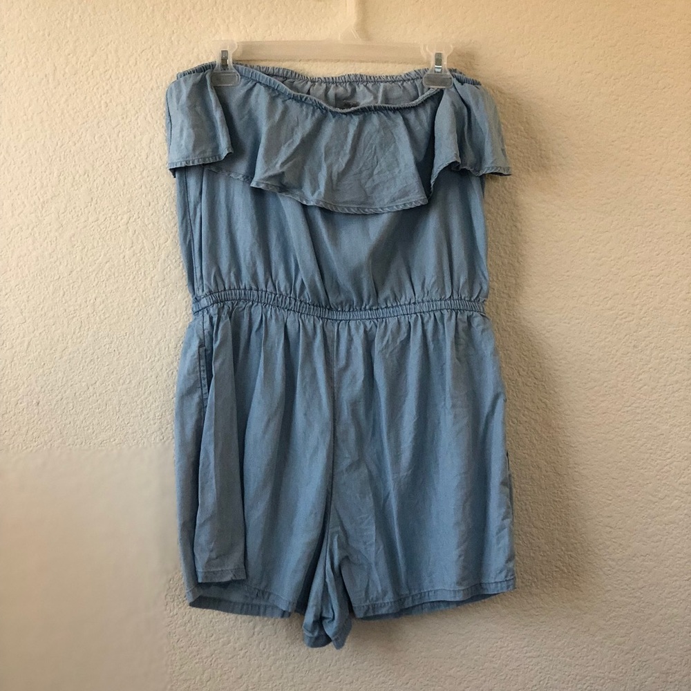Arie Strapless Chambray romper - Picture 3 of 3